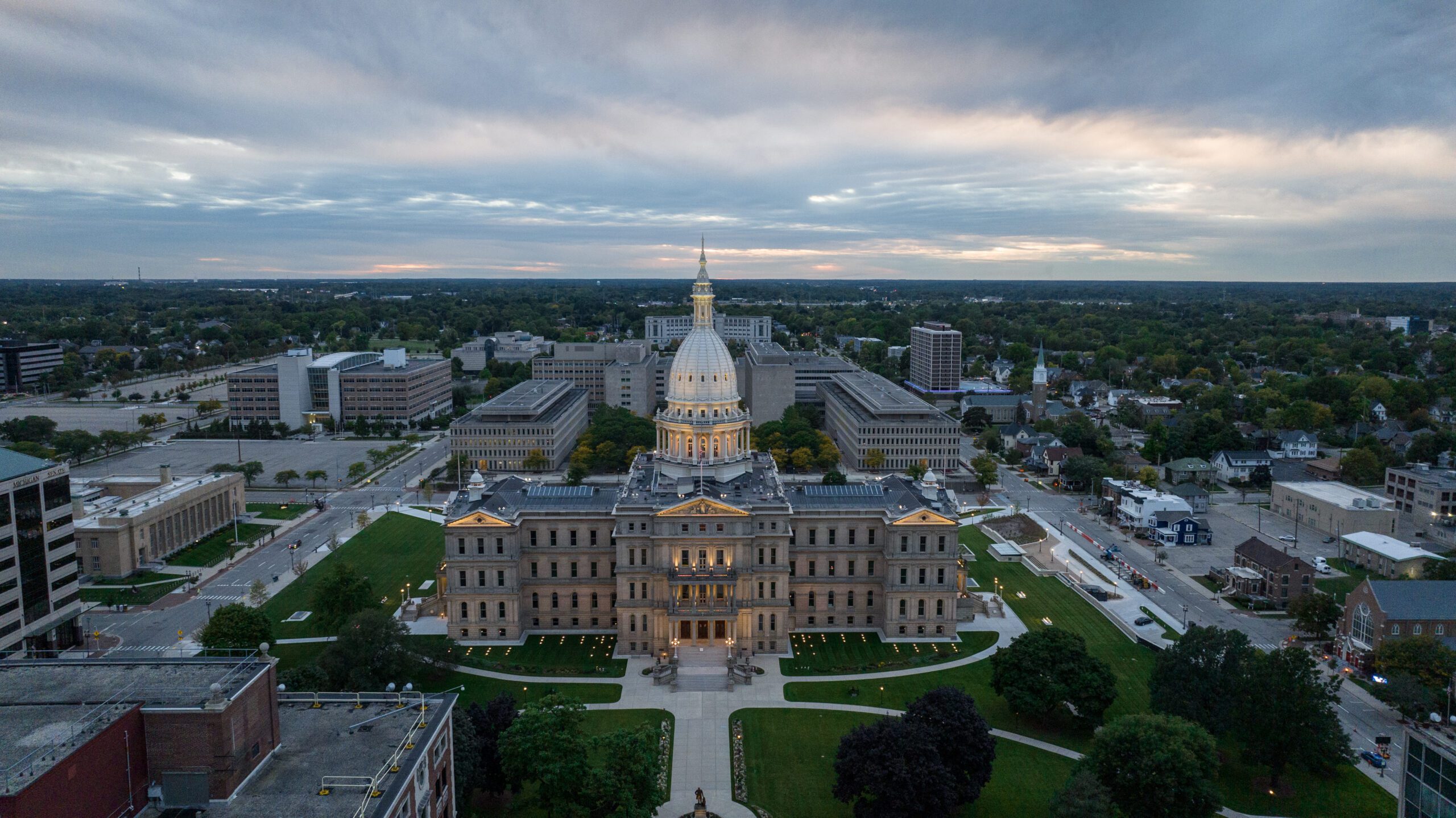 MAUW & MI211 Support State House-Proposed 211 Funding Increase